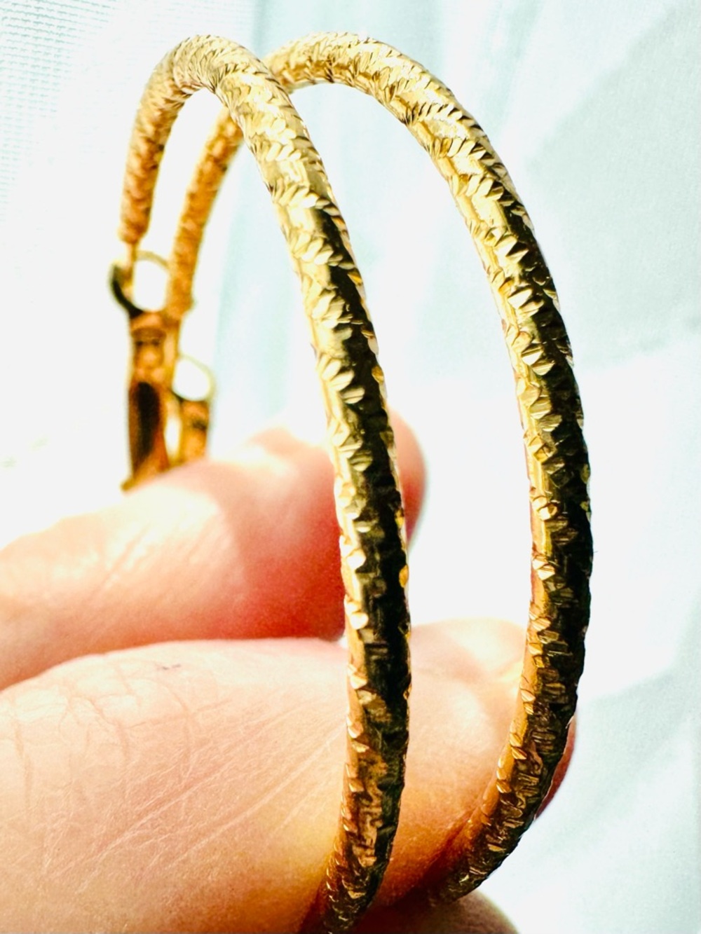 Gold Tone Hoop Earrings and Branch Pin Set - 2 pairs of earrings 1 brooch - Picture 4 of 9